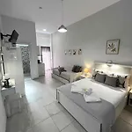 Apartman Tzekos *
