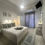 Tzekos *