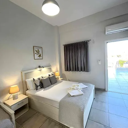 Tzekos 스타브로스