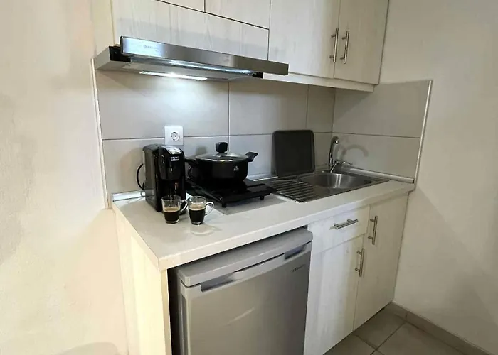 Tzekos 斯塔夫罗斯